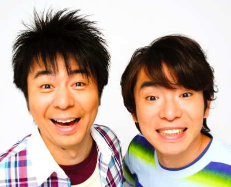 よゐこの有野晋哉（左）