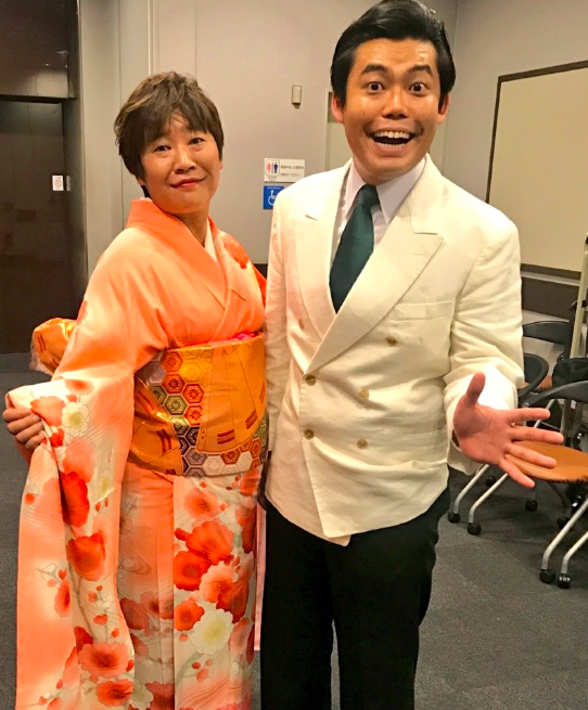 チキチキジョニー・岩見（左）と令和キタミナミ・野村（右）