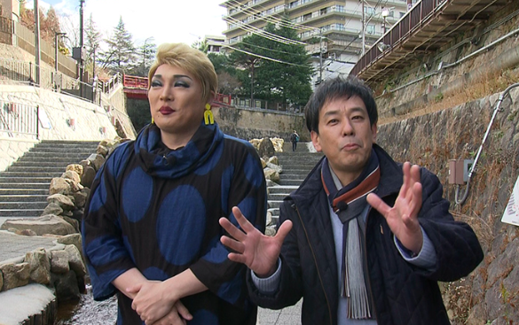 ナジャ・グランディーバ（左）と浦川泰幸